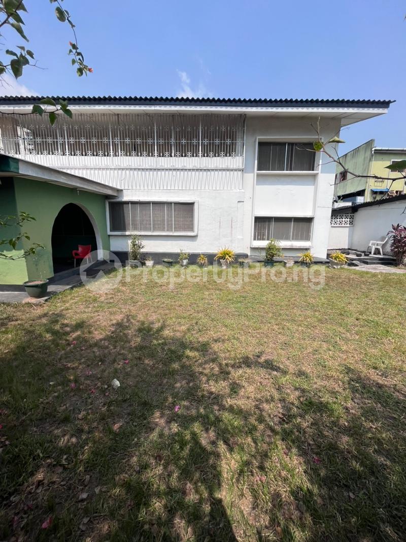 7 bedroom Commercial Property for rent Awolowo Road Ikoyi Lagos