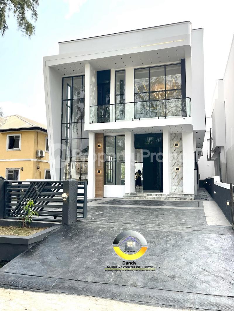 5 bedroom House for sale Ikota Lekki Lagos