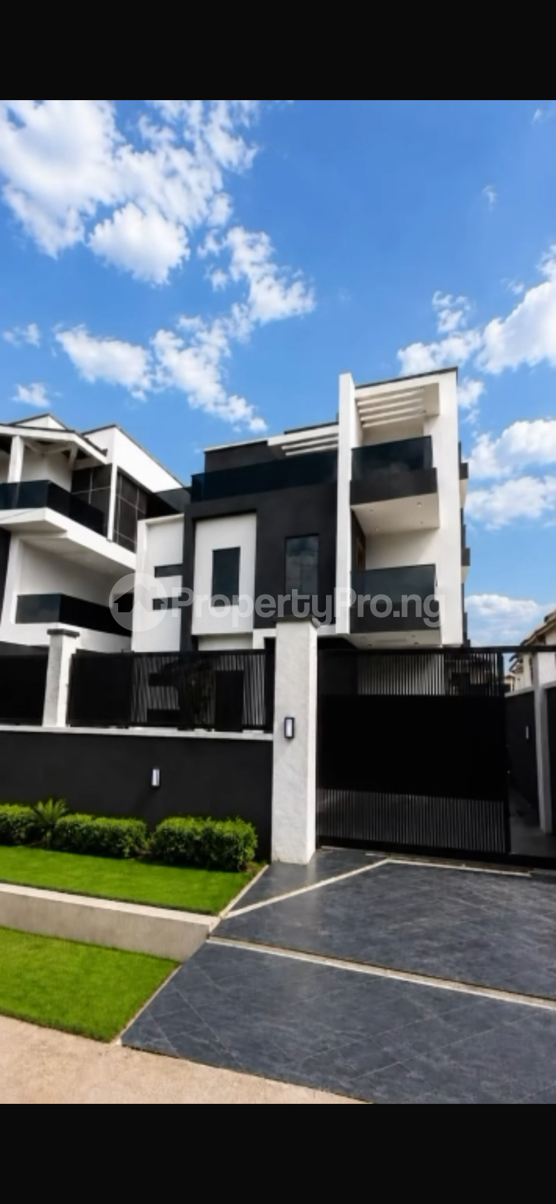 House for sale Omole phase 1 Ojodu Lagos