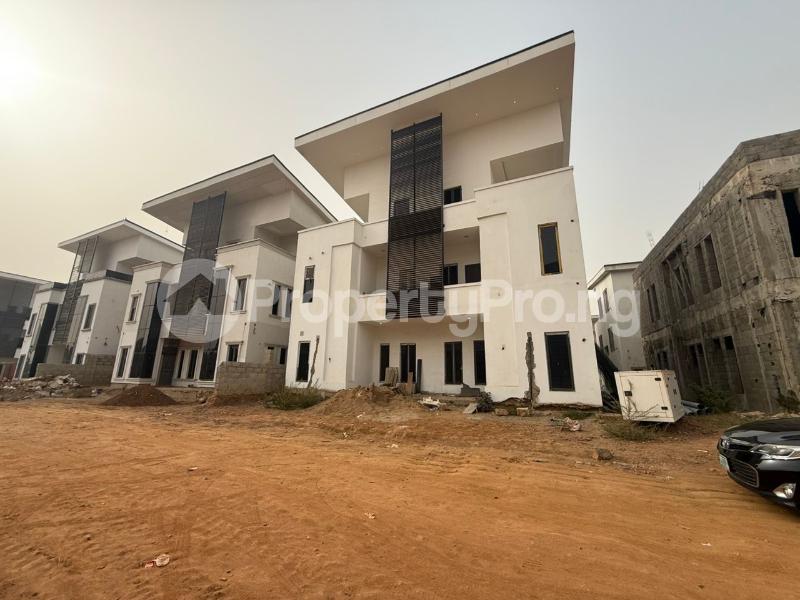 5 bedroom House for sale Wuye Abuja