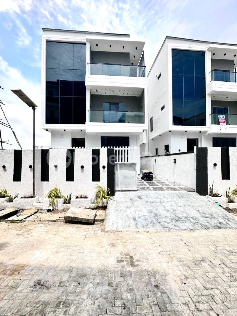 5 bedroom House for sale Ologolo Lekki Lagos