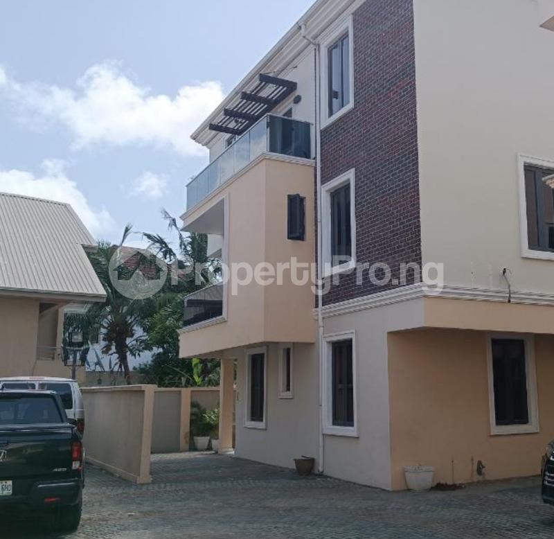5 bedroom House for sale  Osapa london Lekki Lagos