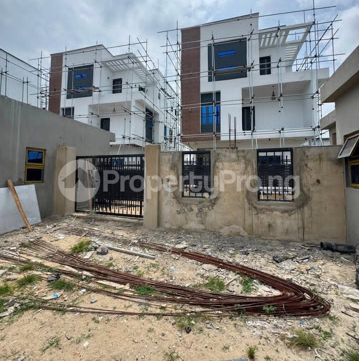 5 bedroom House for sale Surulere Lagos