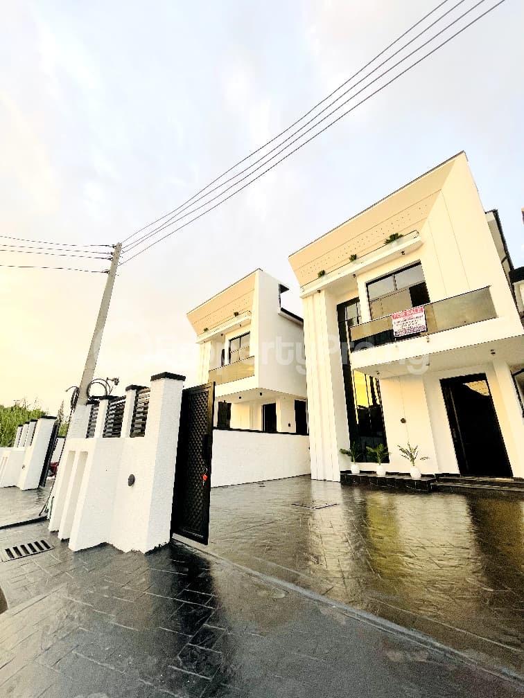 5 bedroom House for sale Lekki Lagos