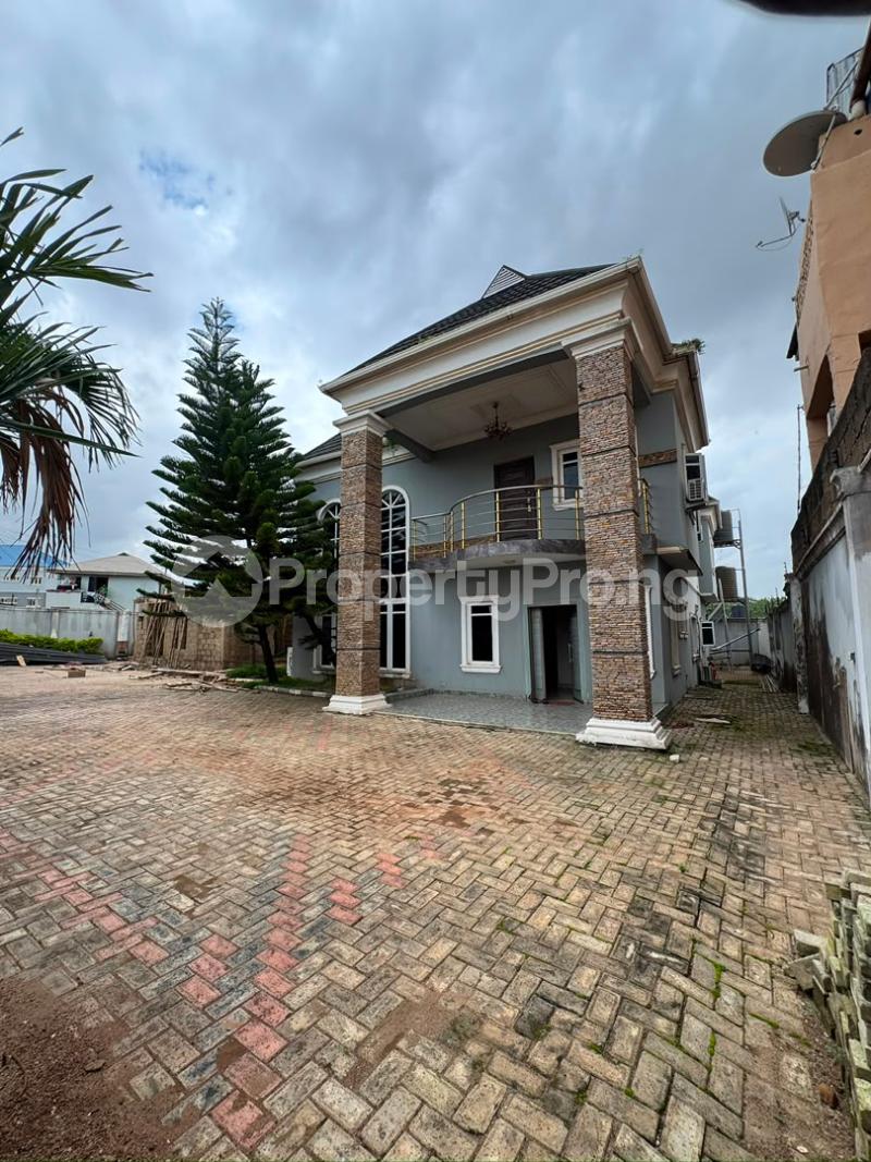 5 bedroom House for sale Adewumi Layout, Off Ojoo Expressway, Aduloju Area Ibadan Ojoo Ibadan Oyo