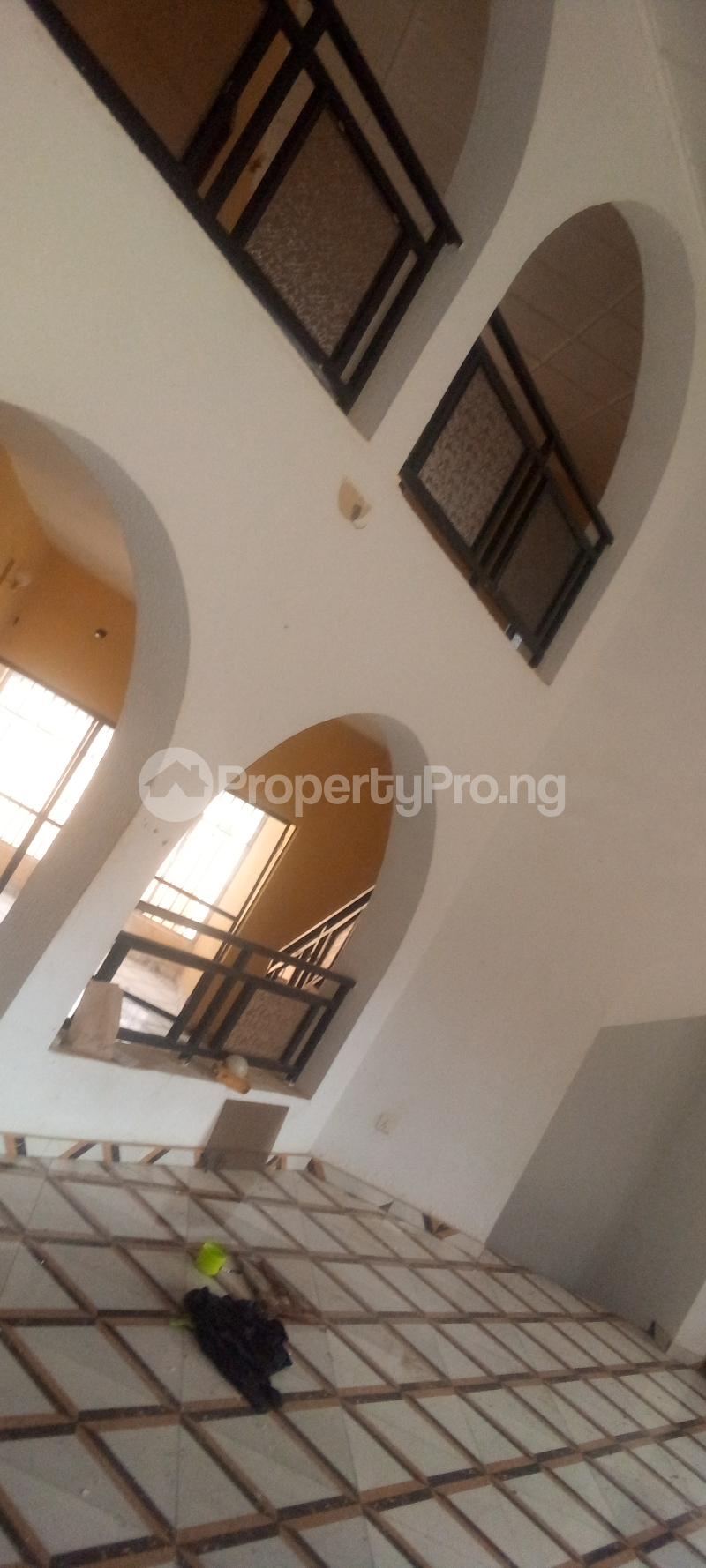 5 bedroom House for rent Olusoji Area, Oluyole Extension Ibadan Oyo