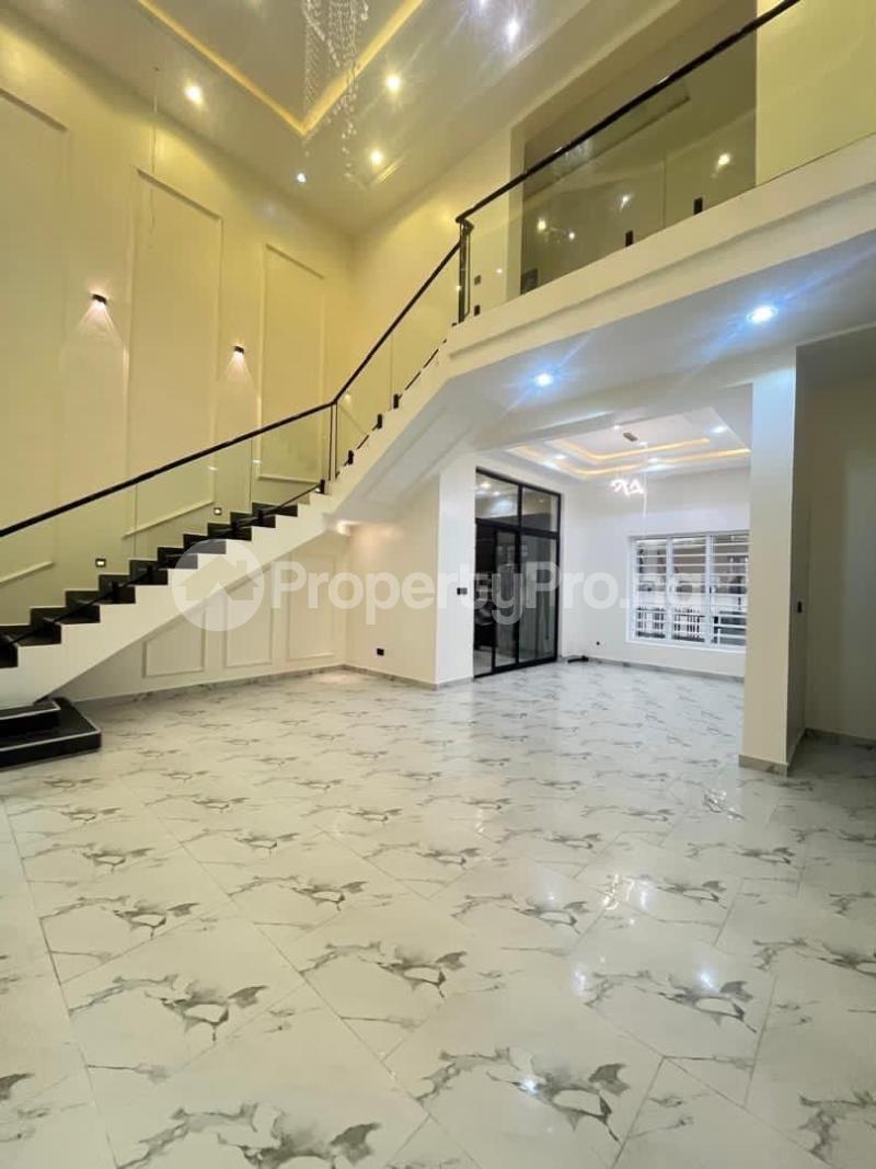 5 bedroom House for rent Ikota Lekki Lagos