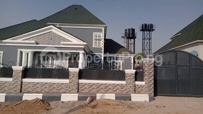 5 bedroom House for sale Lugbe Abuja