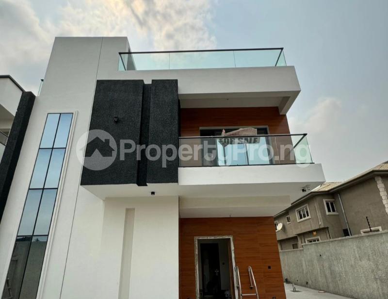 5 bedroom House for sale Omole phase 1 Ojodu Lagos