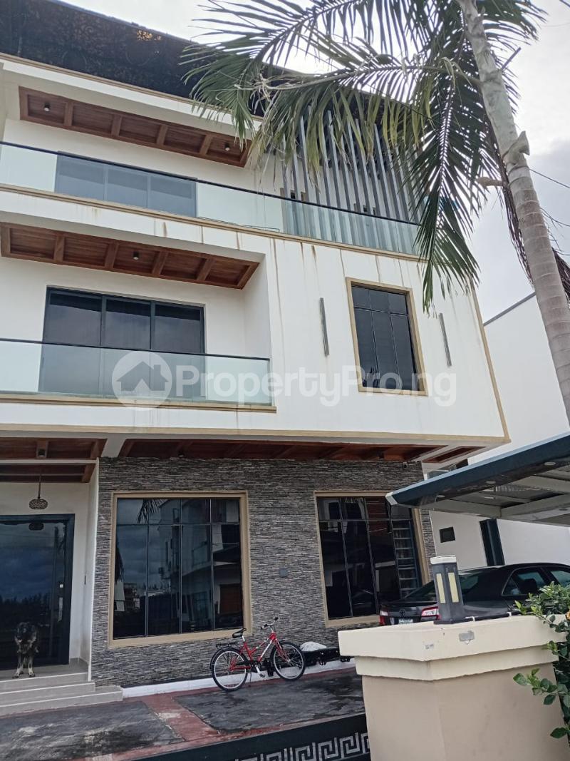 5 bedroom House for sale Lekki Lagos