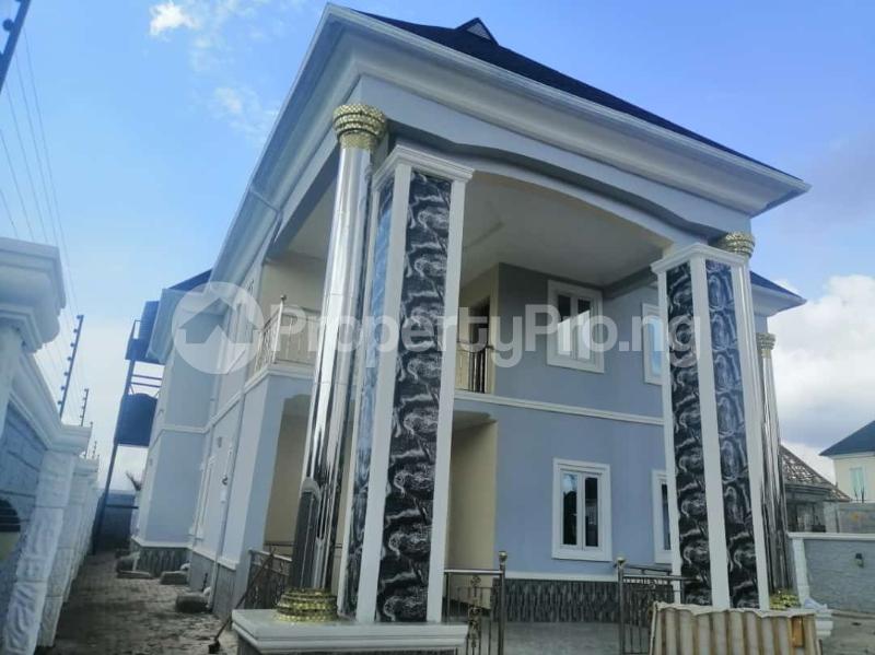 5 bedroom House for sale Located In New Owerri, Owerri Imo