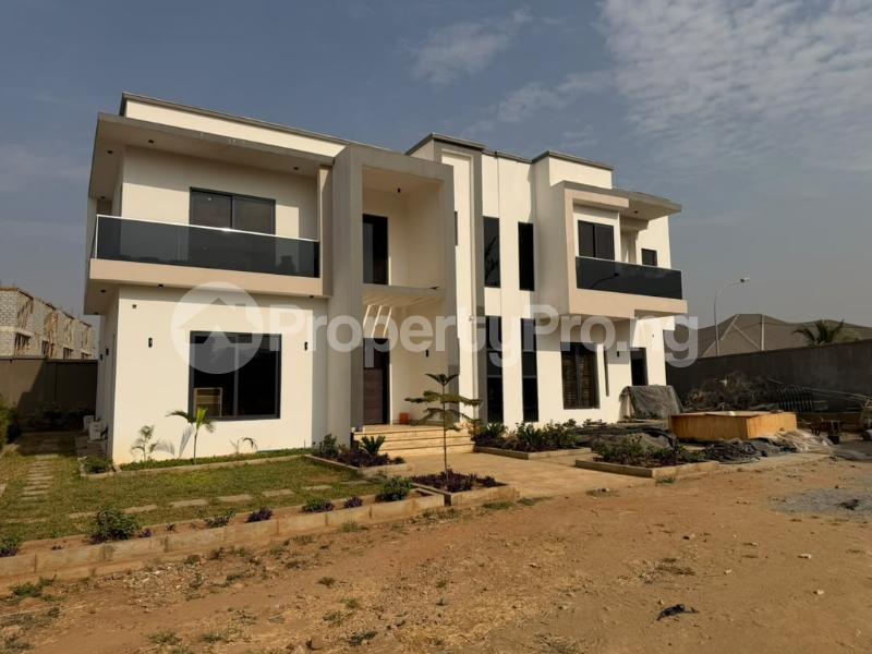 5 bedroom House for sale Tj Danjuma Street Asokoro Abuja