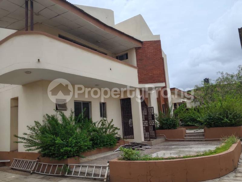 5 bedroom House for sale Bamidele Johnson Neighborhood, New Bodija, Ibadan. Bodija Ibadan Oyo