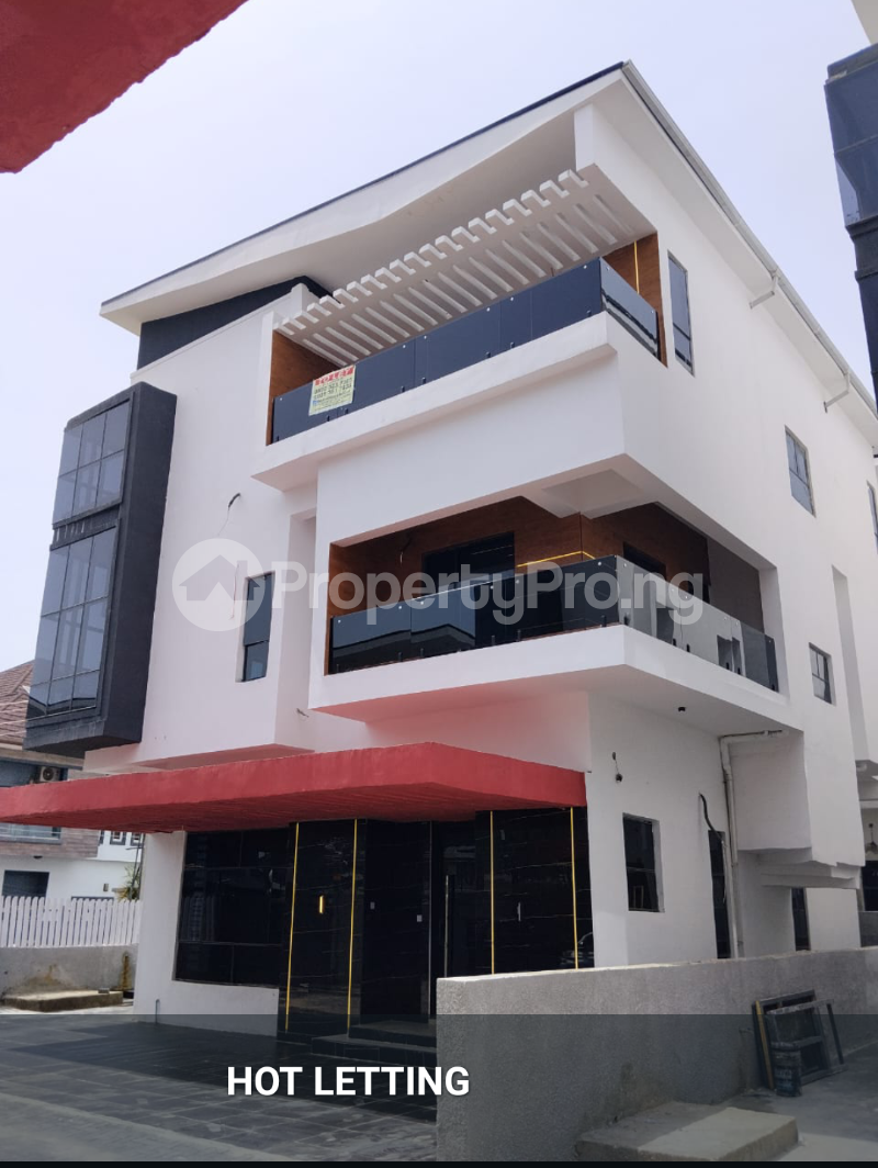 5 bedroom House for rent In An Access Code Estate Ologolo Lekki Lagos
