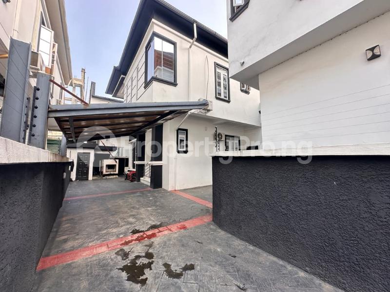 5 bedroom House for rent Ikota Lekki Lagos