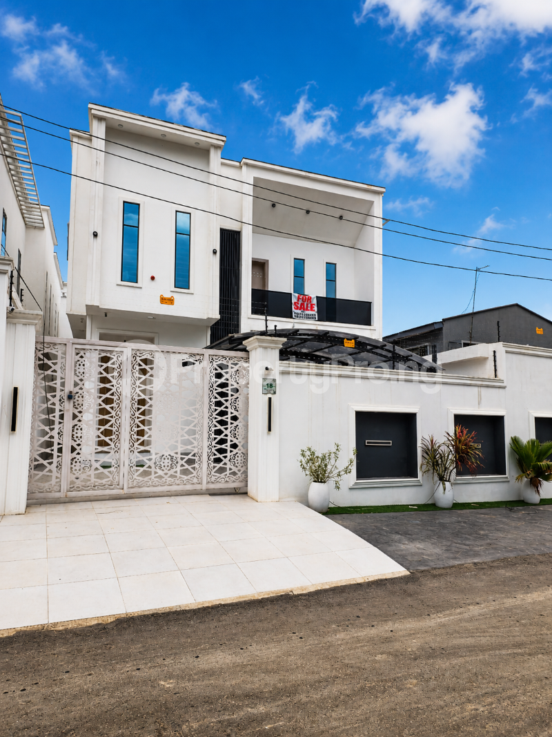 5 bedroom House for sale Omole phase 1 Ojodu Lagos