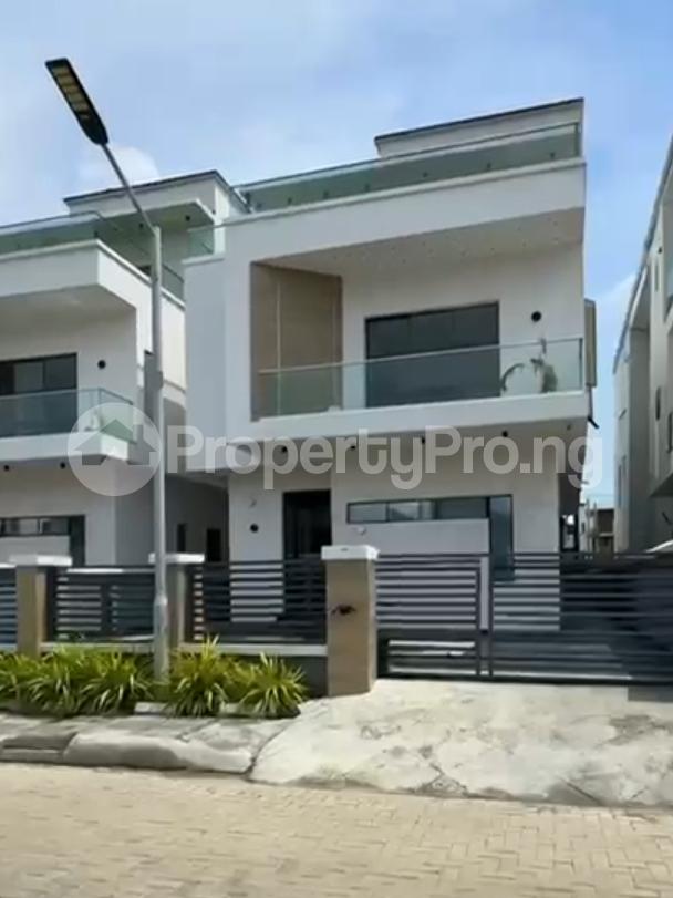 5 bedroom House for sale Regional View Estate Osapa london Lekki Lagos