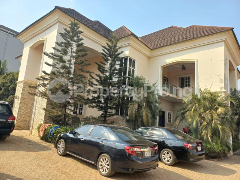 5 bedroom House for sale Off 3rd Avenue Gwarinpa Abuja