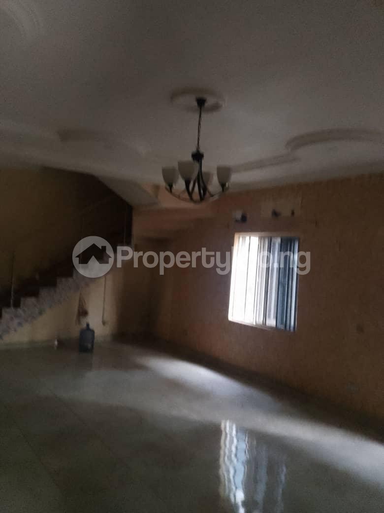5 bedroom House for rent Street Olowora Ojodu Lagos