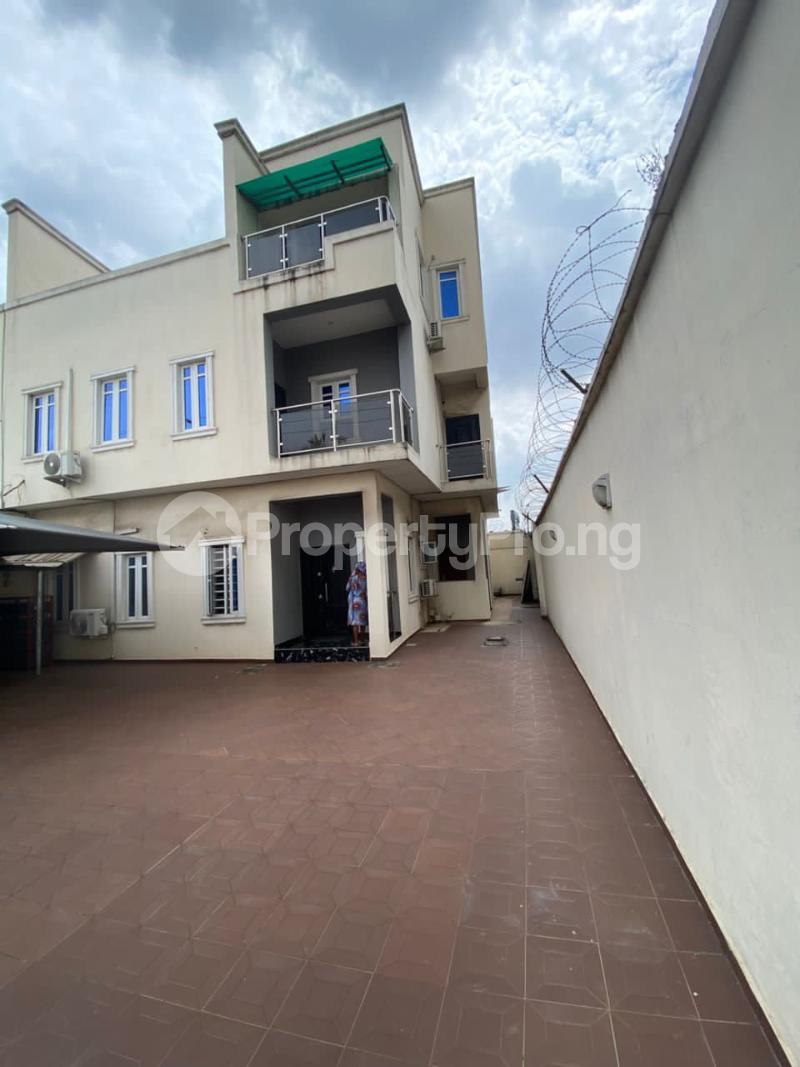 5 bedroom House for sale Estate Agidingbi Ikeja Lagos