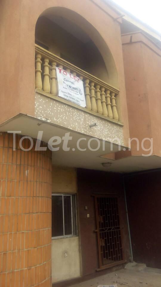 5 bedroom Flat / Apartment for rent 7 Adewale Crescent Mafoluku Oshodi Lagos