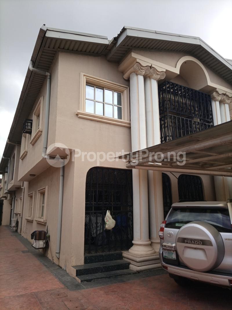 5 bedroom Flat / Apartment for sale 4th Ave Festac Amuwo Odofin Lagos