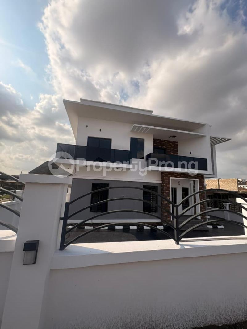 5 bedroom House for sale Kolapo Ishola Gra Akobo Ibadan Oyo