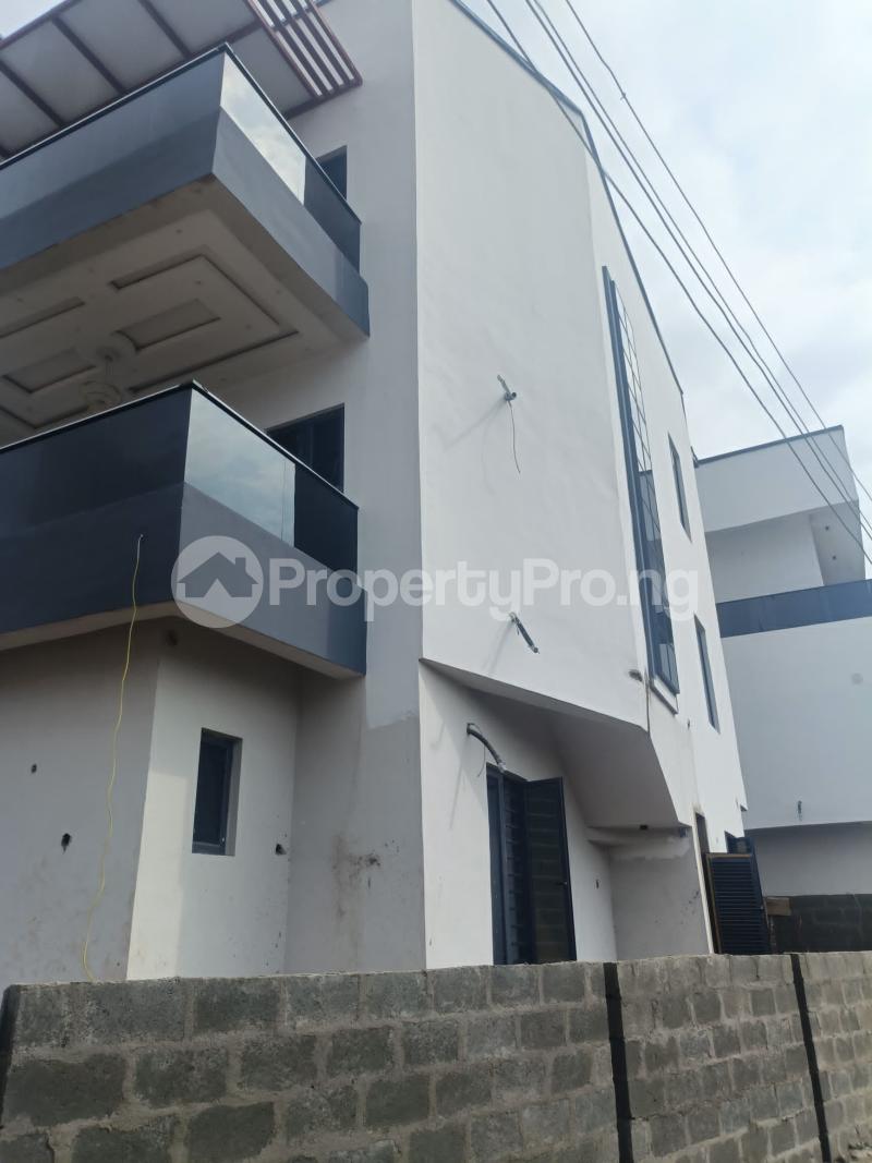 5 bedroom House for sale Scheme 1 Oko oba Agege Lagos