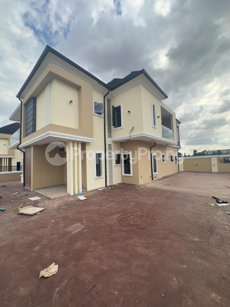 5 bedroom House for sale Carlton Gate Estate, Akobo Ibadan Oyo
