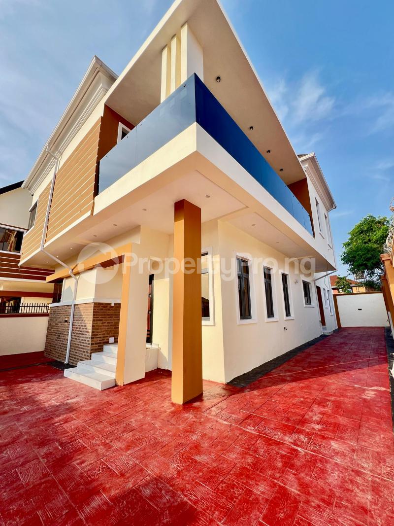 5 bedroom House for sale Heritage Estate, Off Akala Express Ibadan Oyo