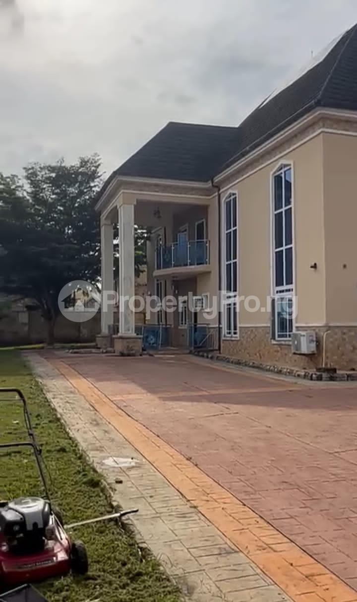 5 bedroom House for sale Evbokun Off Sapele Road Benin City Central Edo