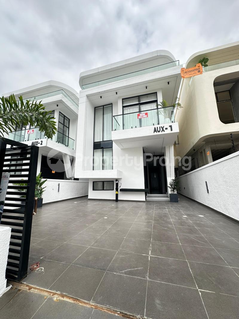 5 bedroom House for sale Orchid Lekki Lagos