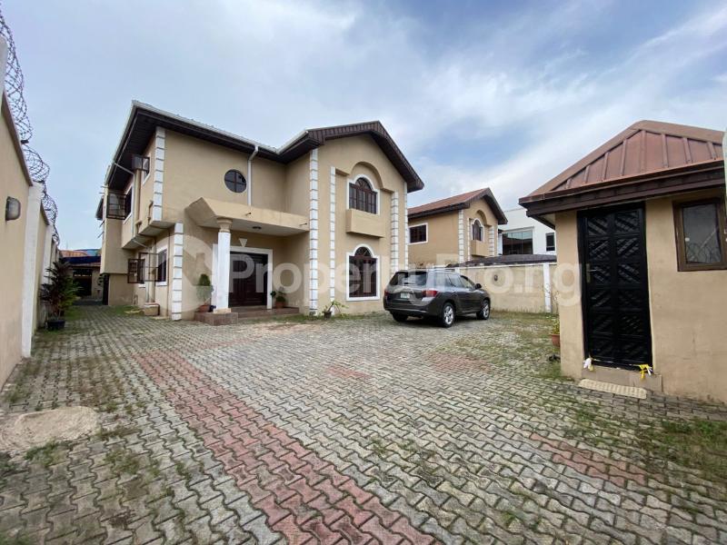 5 bedroom House for sale Omole phase 2 Ojodu Lagos