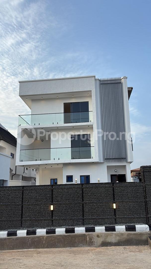 5 bedroom House for sale Prestigious Oluyole Estate Ibadan Oyo