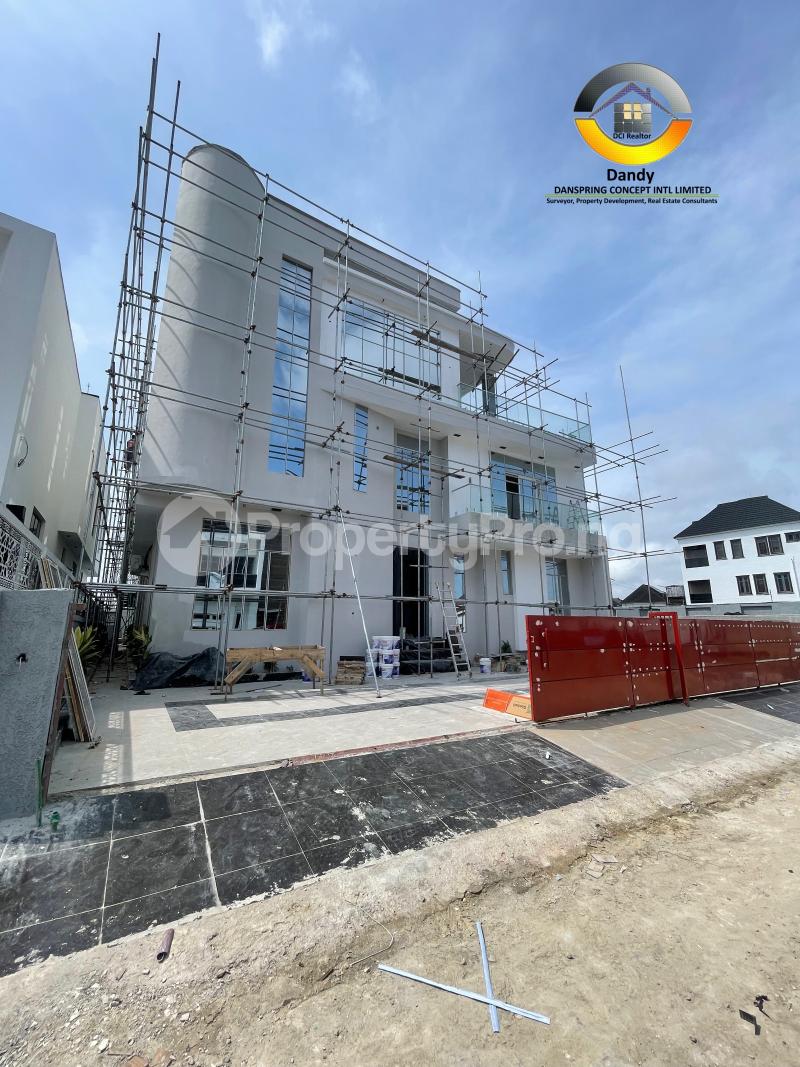 5 bedroom House for sale Chevron Lekki Lagos