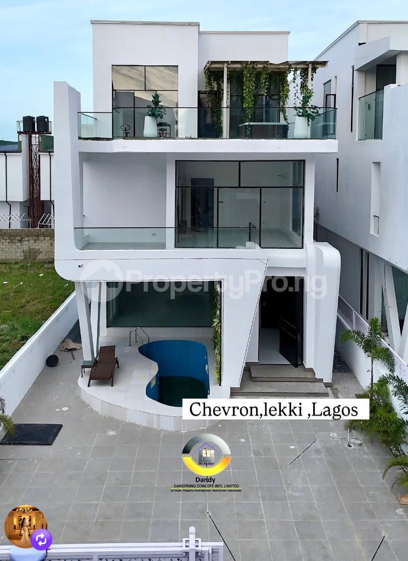 5 bedroom House for sale Chevron Lekki Lagos