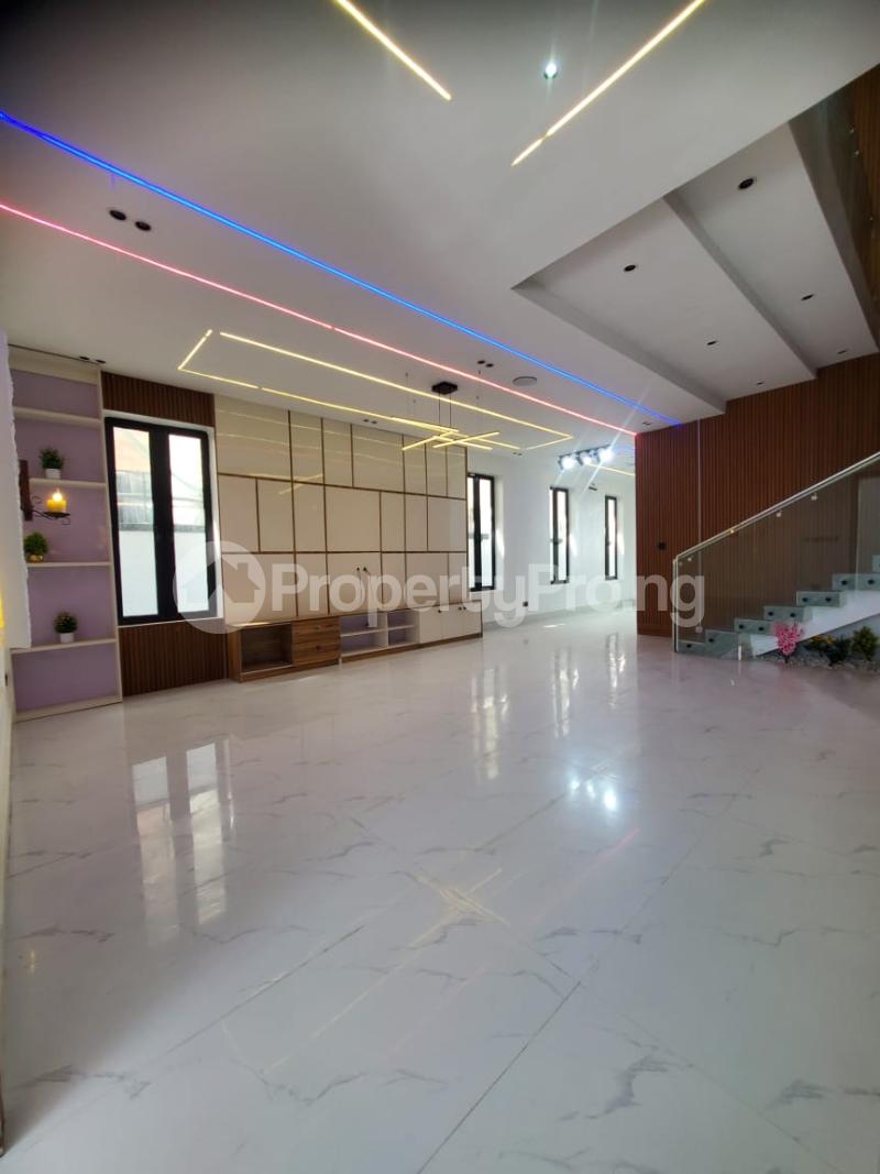 5 bedroom House for sale Lekki Lagos