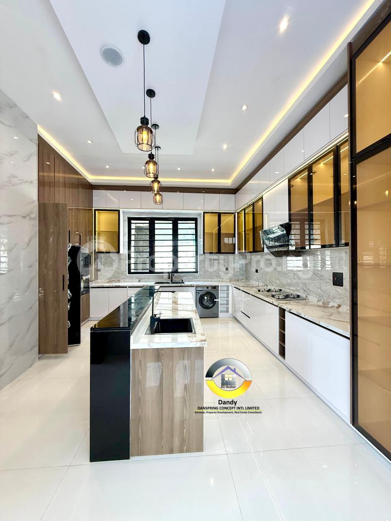 5 bedroom House for sale Lekki County Ikota Lekki Lagos