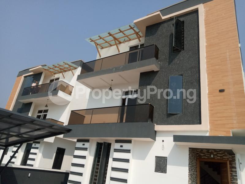 5 bedroom House for sale Lake View Park 11/orchid Hotel Road chevron Lekki Lagos