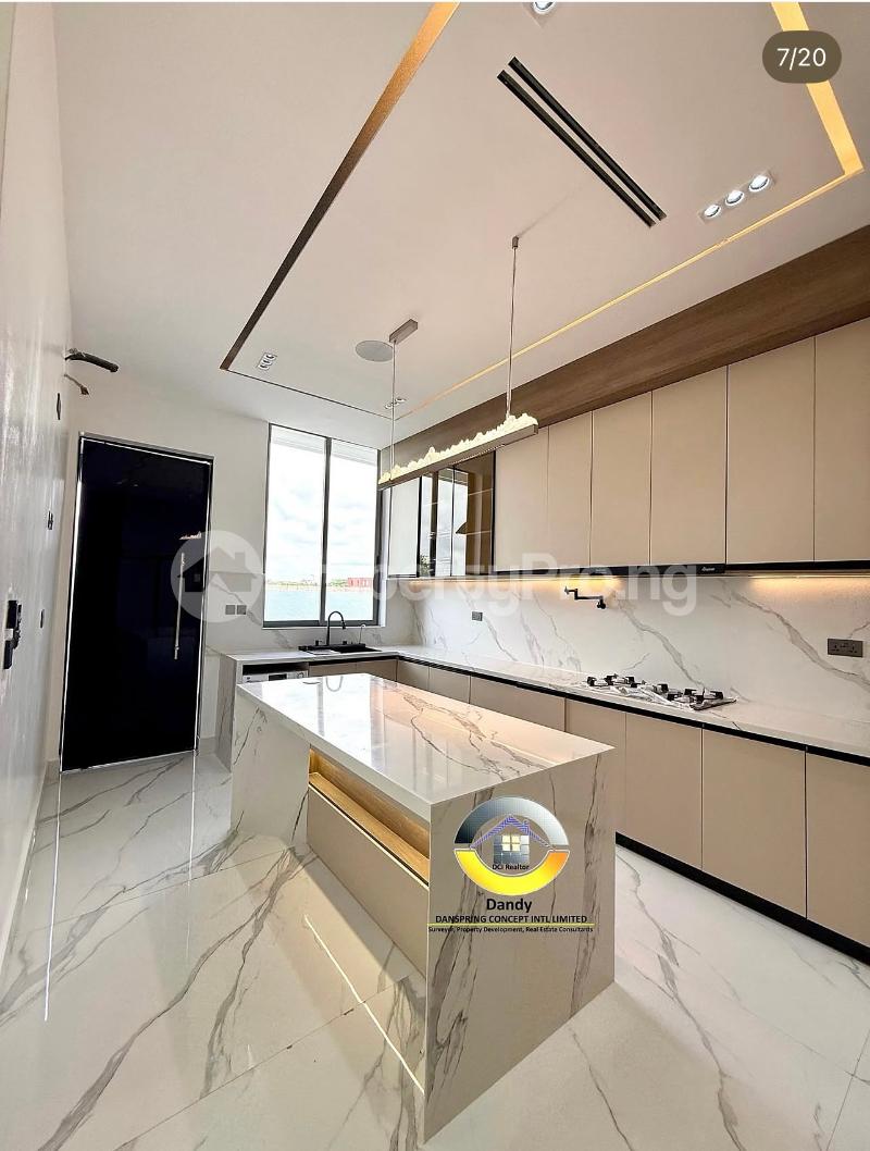 5 bedroom House for sale Osapa london Lekki Lagos