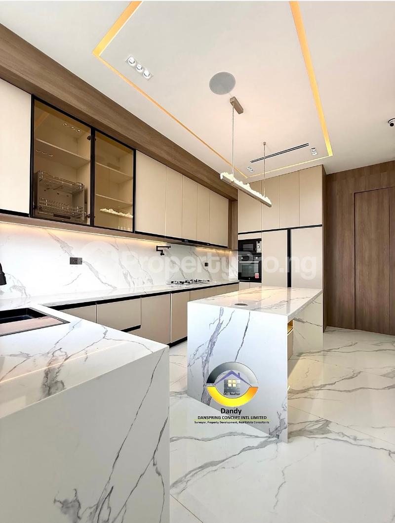 5 bedroom House for sale Osapa london Lekki Lagos