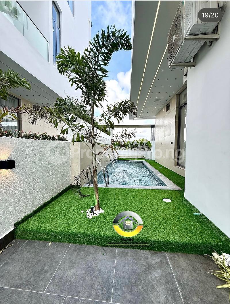 5 bedroom House for sale Osapa london Lekki Lagos