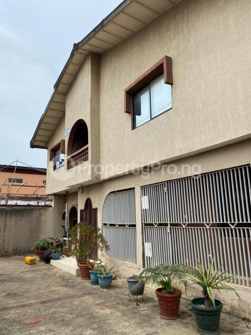 5 bedroom House for sale 61 Owulade Avenue, Off Ikorodu Owode Ajegunle Lagos Ikorodu Ikorodu Lagos