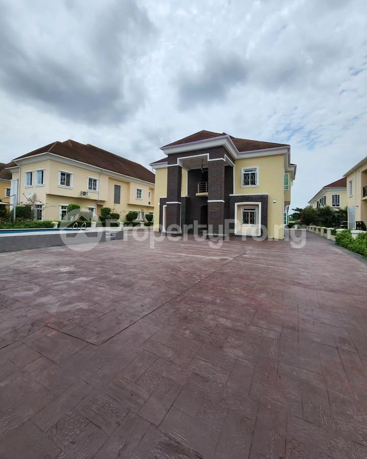 5 bedroom House for sale chevron Lekki Lagos - 0