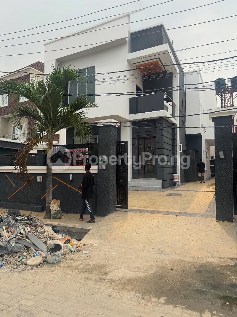 5 bedroom Flat / Apartment for sale Osapa london Lekki Lagos