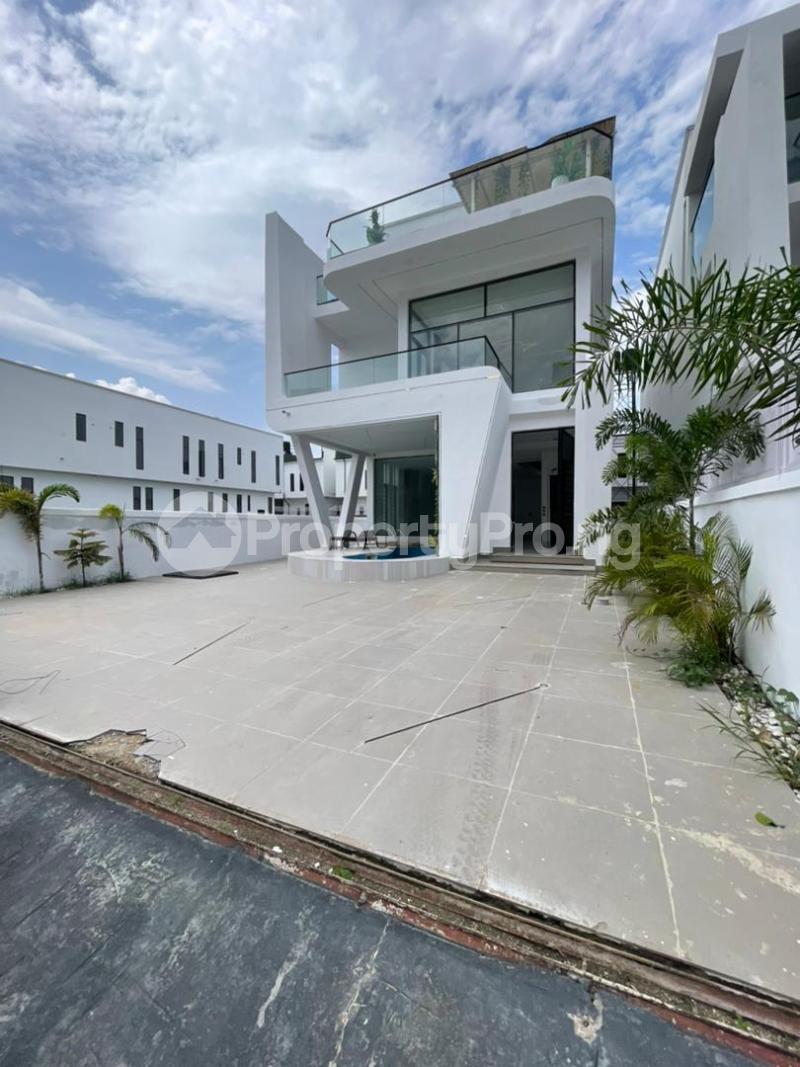 5 bedroom House for sale Chevron Lekki Lagos