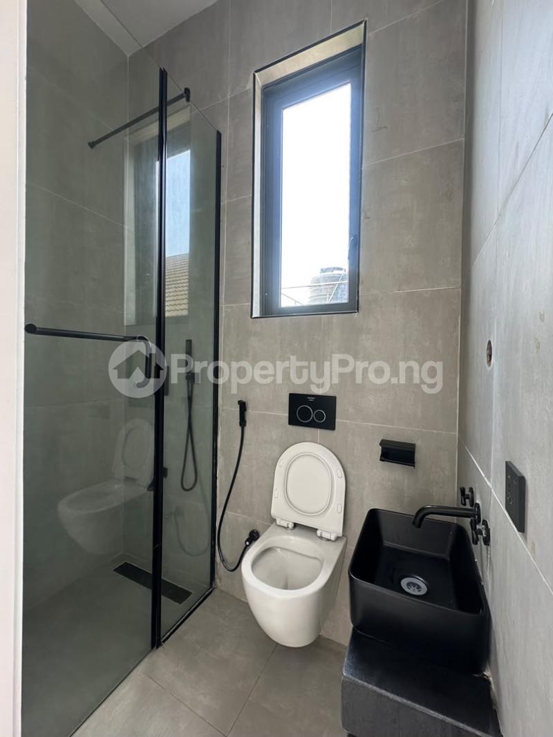 5 bedroom House for sale Ikota Lekki Lagos