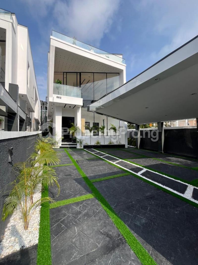 5 bedroom House for sale chevron Lekki Lagos