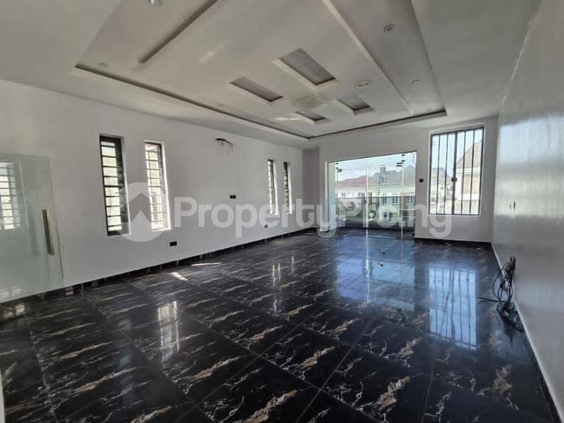 5 bedroom House for rent Ikota Lekki Lagos