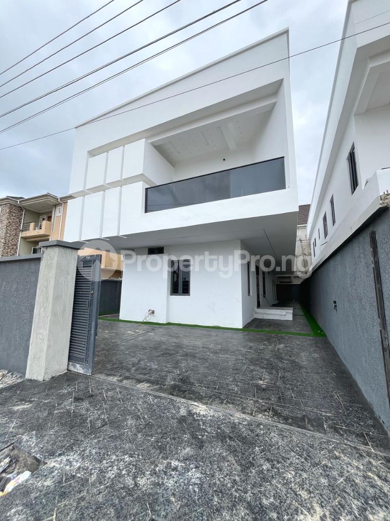 5 bedroom House for sale Ologolo Lekki Lagos